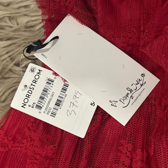 NWT Pippa and Julie formal dress size 6 - Picture 3 of 4